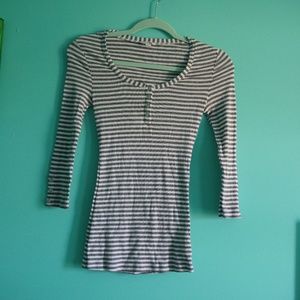 Guess White and Gray Striped Sweater Tee